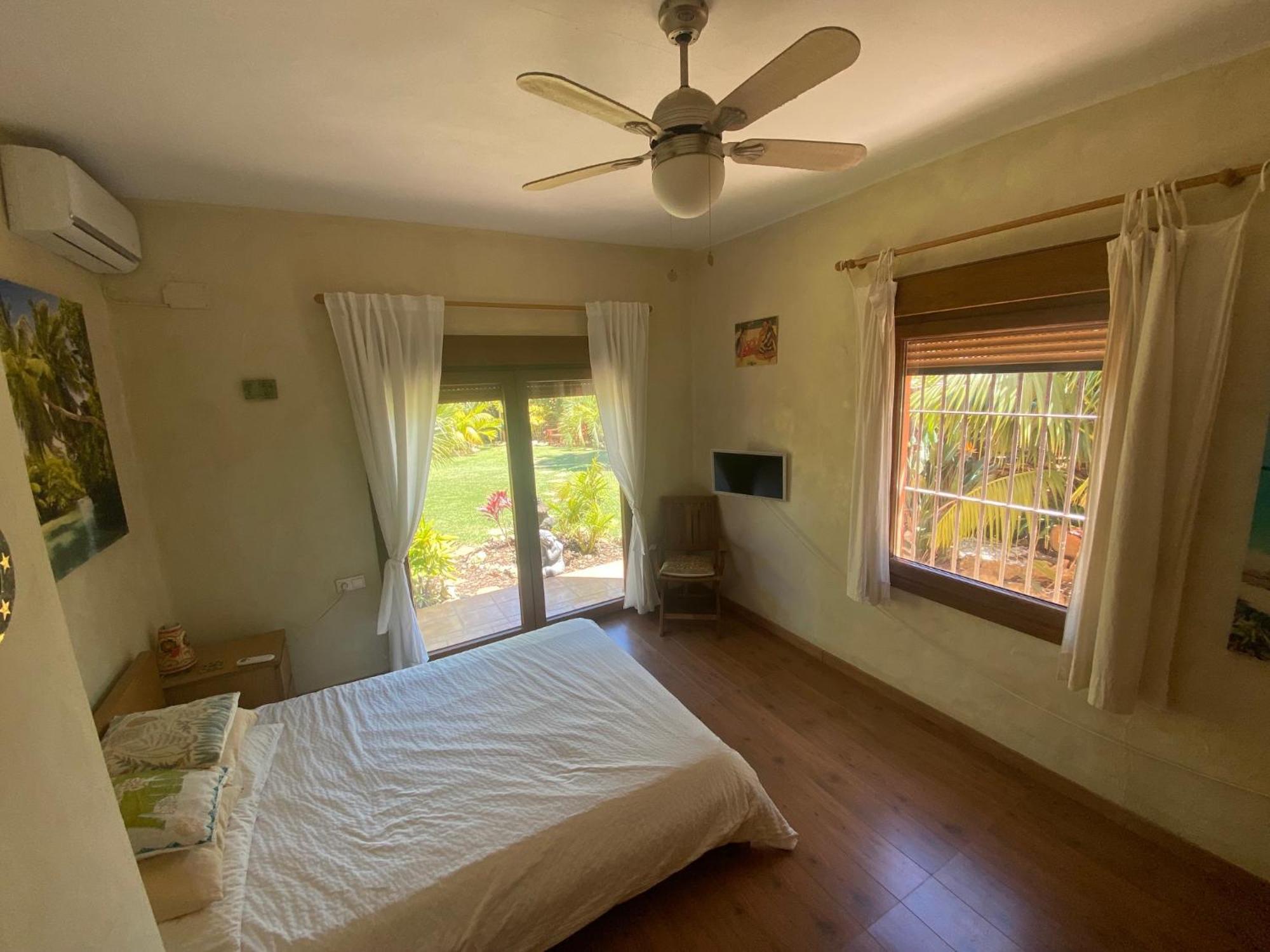 Holiday home House Near Conil With A Tropical Garden And Pool